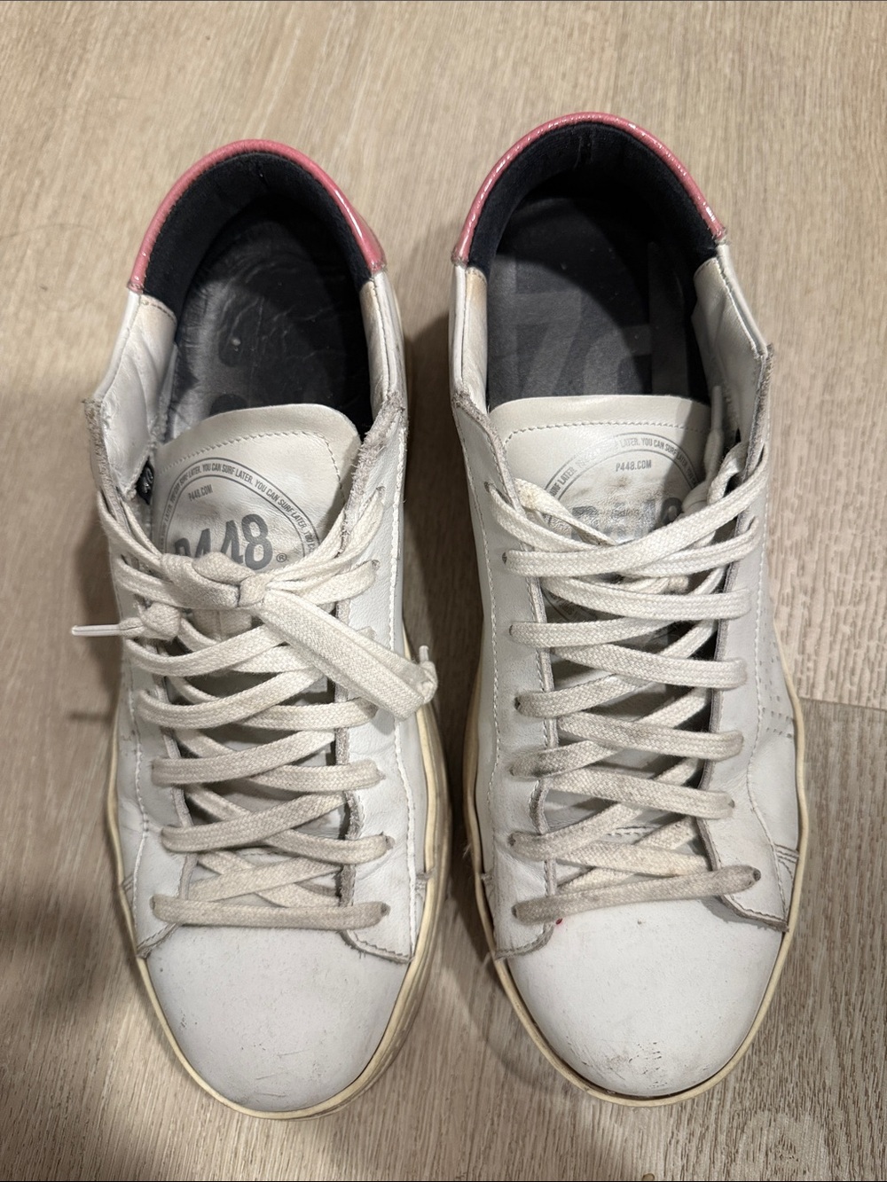P448 White Leather Low-Top Sneakers with Pink Heel Accent